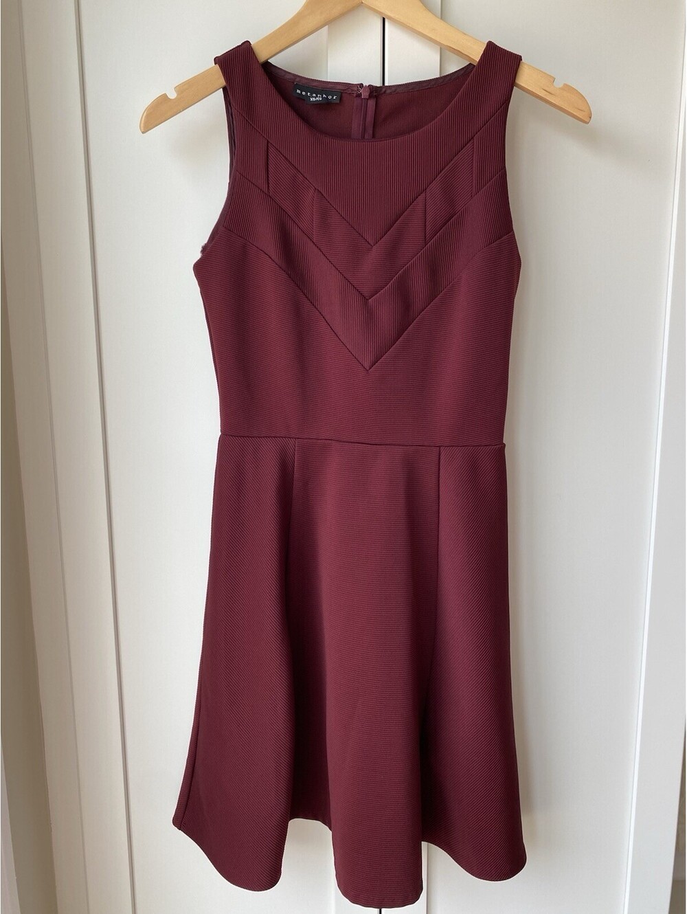 Women's Metaphor Burgundy Dress Size XS Knee Length Sleeveless